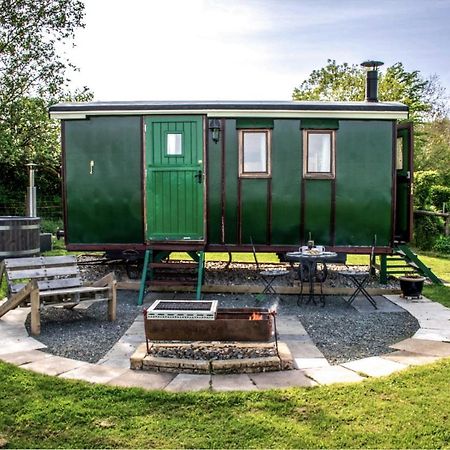 Dotties Retreat Villa Combe Martin Exteriör bild